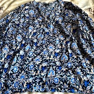 Talbots tunic top. Super comfortable. Super stylish.